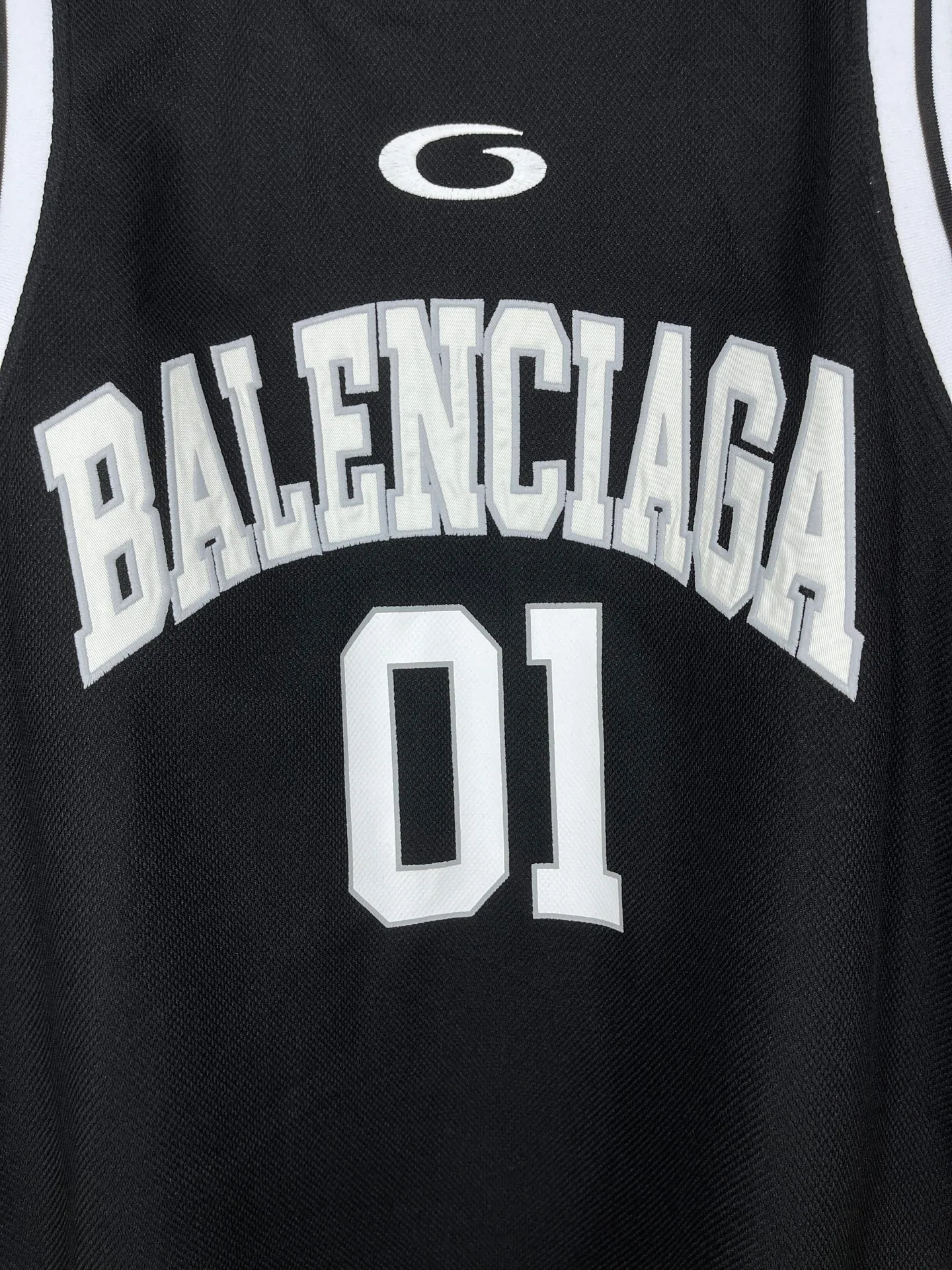 【 . Quality】BALENCI*GA/ .SS 25 New Arrival 3 T 。 。 ， 。 。 . Authentic ， ZP 。 260 ， . ， ， 。 。 ， 。 OS . Same Style ：BL 255089 ： ，Red Size：XS S M L